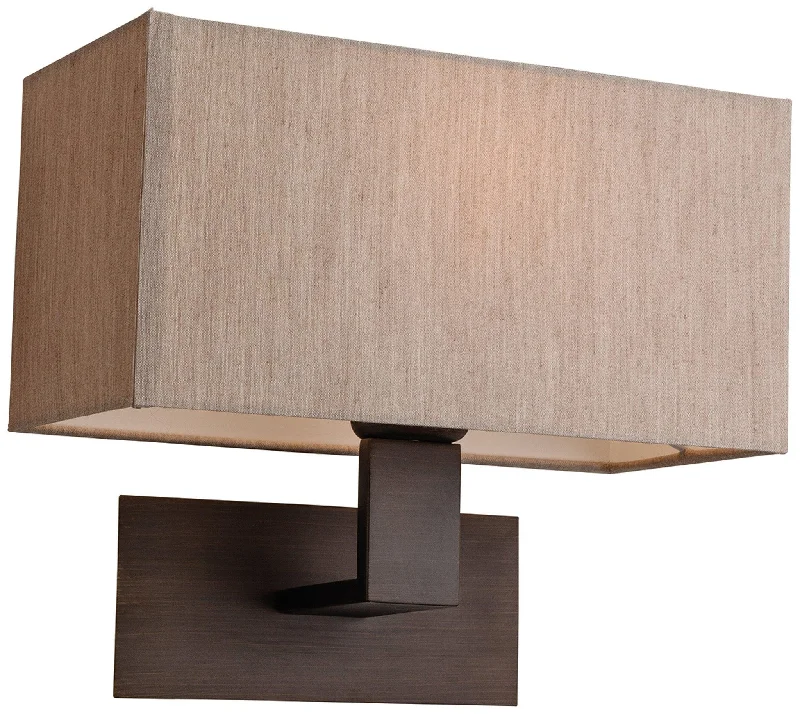 Track lighting for illuminating dining tablesPrince Single Wall Bronze with Oyster Shade Track lighting for illuminating dining tablesPrince Single Wall Bronze with Oyster Shade