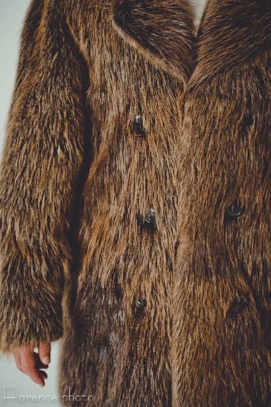 Beaver Fur Coat for Men (Brown)