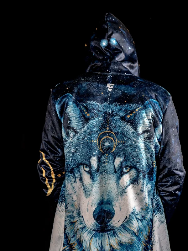 In The Darkness (Wolf) Dream Cloak (Special Edition)