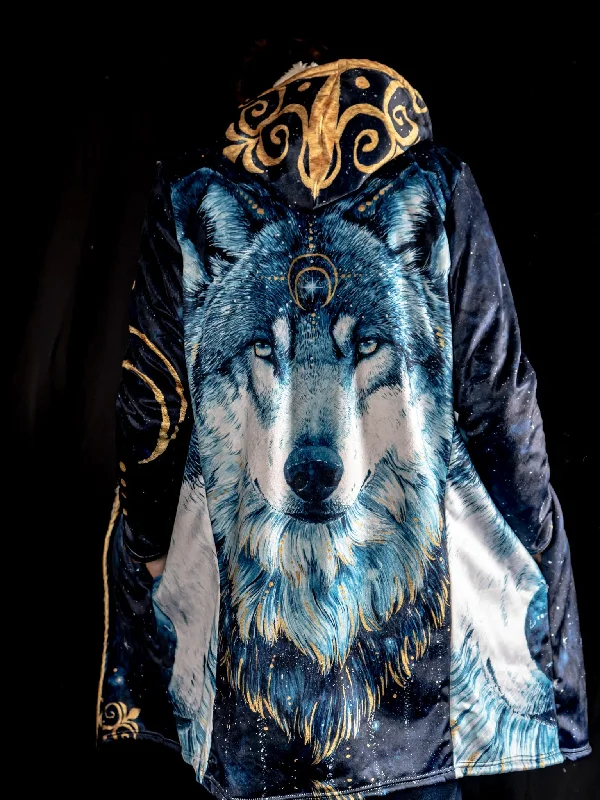 In The Darkness (Wolf) Dream Cloak (Special Edition)