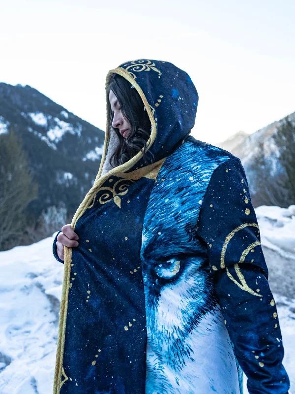 In The Darkness (Wolf) Dream Cloak (Special Edition)