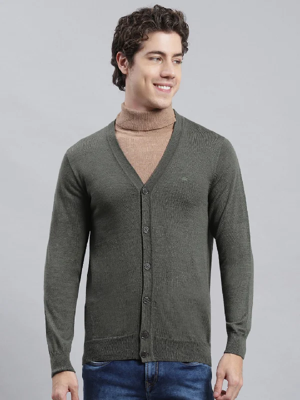 Men Olive Solid Cardigan