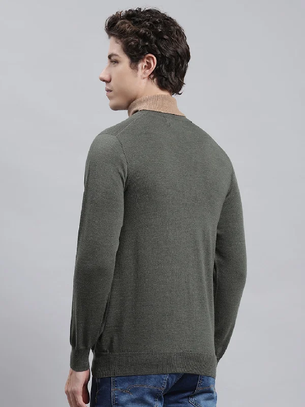 Men Olive Solid Cardigan