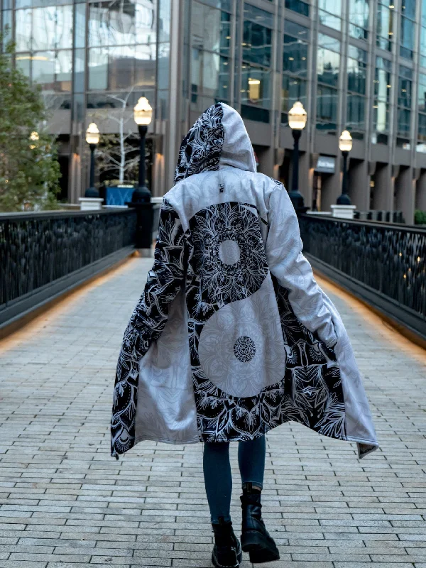 Yin & Yang Mandala Dream Cloak