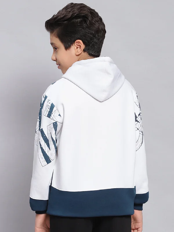 Boys White Printed Hooded Full Sleeve Sweatshirt