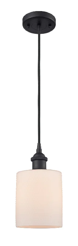 Industrial Style Ceiling Lights with Exposed Bulbs and Metal CagesIndustrial Style Ceiling Lights with Exposed Bulbs and Metal CagesLED Mini Pendant Industrial Style Ceiling Lights with Exposed Bulbs and Metal CagesIndustrial Style Ceiling Lights with Exposed Bulbs and Metal CagesLED Mini Pendant